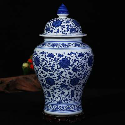 Antique blue and white decorative ceramic ginger jars with lid